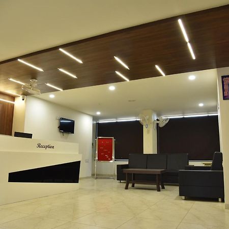 Hotel Savera Inn Morbi Exterior foto