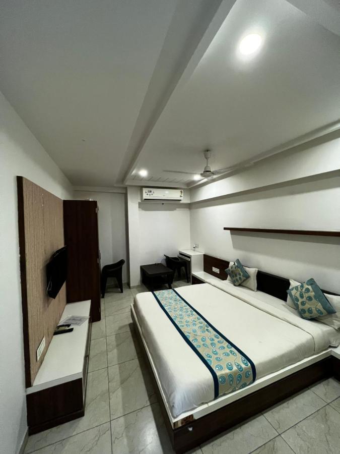 Hotel Savera Inn Morbi Exterior foto