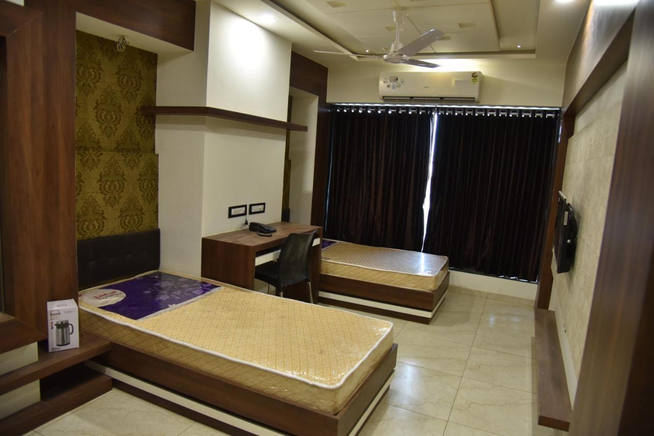 Hotel Savera Inn Morbi Exterior foto